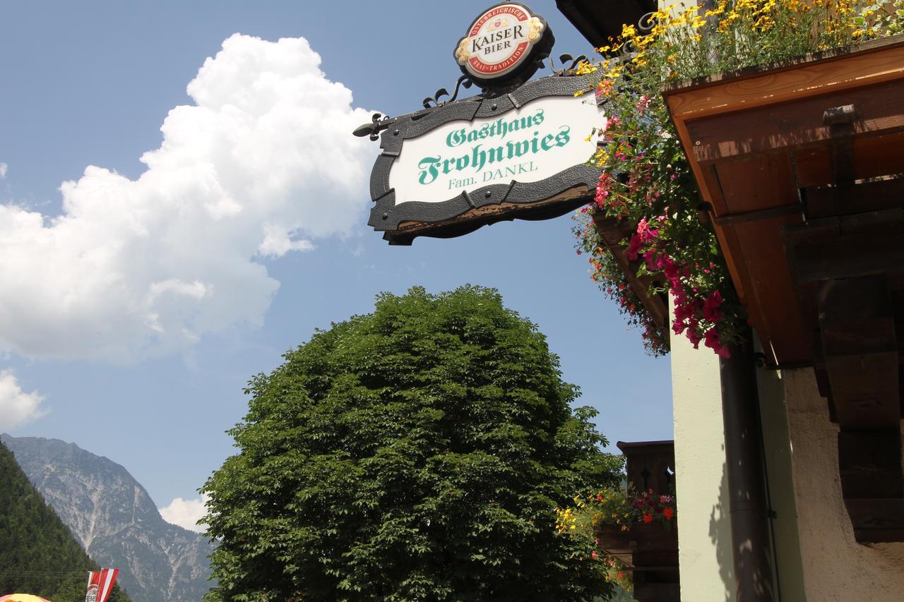Gasthof-Pension Frohnwies ヴァイスバッハ・バイ・ローファー エクステリア 写真