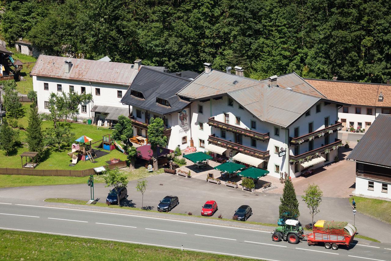 Gasthof-Pension Frohnwies ヴァイスバッハ・バイ・ローファー エクステリア 写真