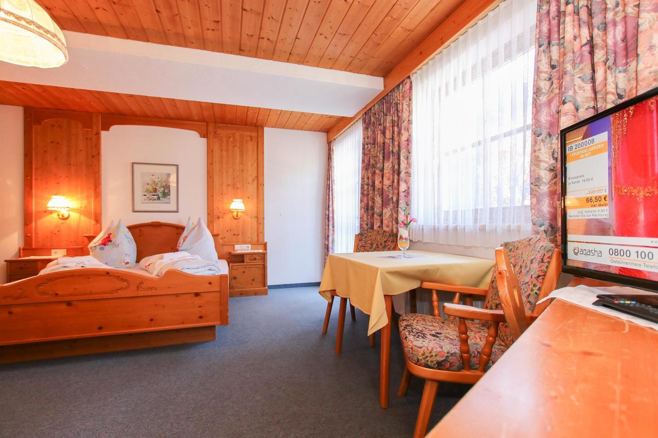 Gasthof-Pension Frohnwies ヴァイスバッハ・バイ・ローファー エクステリア 写真