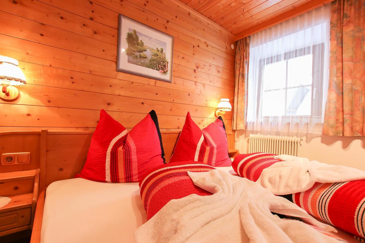 Gasthof-Pension Frohnwies ヴァイスバッハ・バイ・ローファー エクステリア 写真