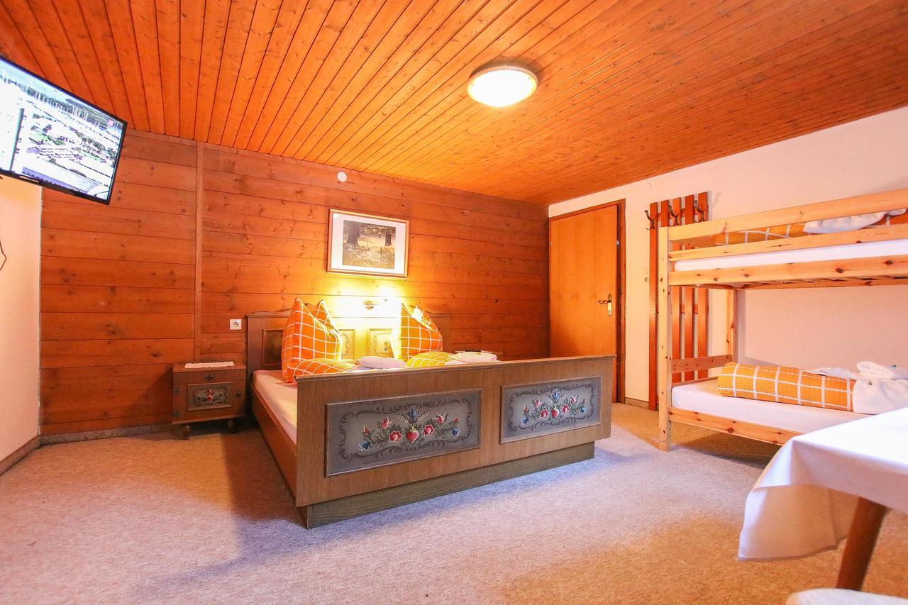 Gasthof-Pension Frohnwies ヴァイスバッハ・バイ・ローファー エクステリア 写真